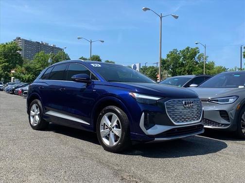 2023 Audi Q4 e-tron Premium quattro