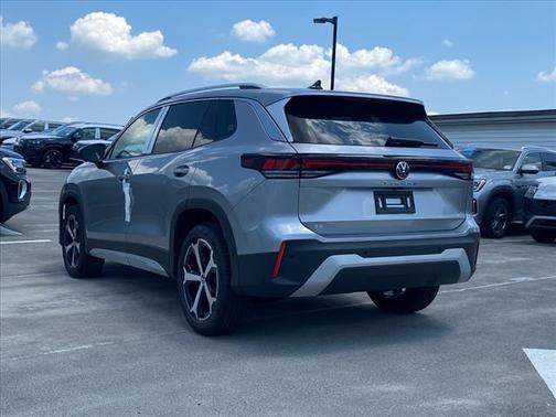 2025 Volkswagen Tiguan 2.0T SE