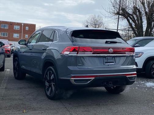 2024 Volkswagen Atlas Cross Sport 2.0T SEL