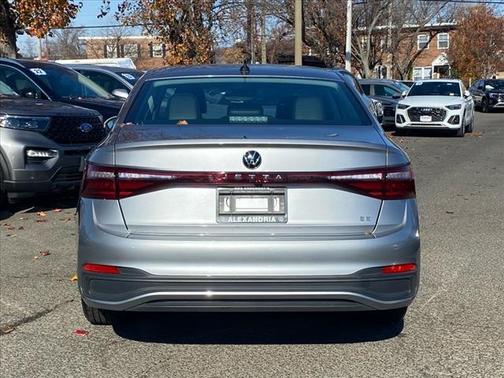 2025 Volkswagen Jetta 1.5T SE