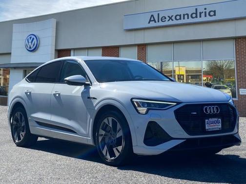 2022 Audi e-tron Sportback S line Premium