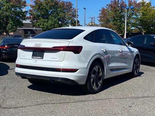 2022 Audi e-tron Sportback S line Premium