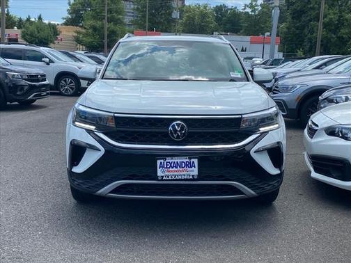 2022 Volkswagen Taos SE 4Motion