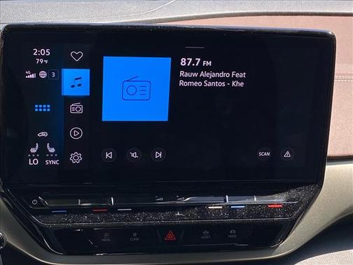 Pure White 2023 Volkswagen ID.4 AWD Pro