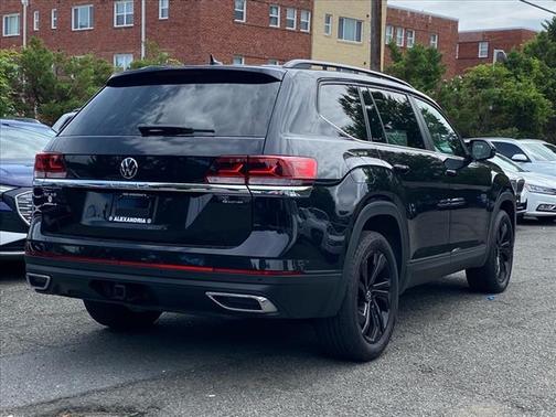 2023 Volkswagen Atlas 3.6L SE w/Technology