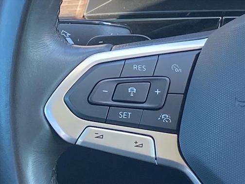 2025 Volkswagen Atlas 2.0T SEL Premium R-Line 4MOTION