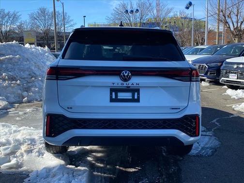 2026 Volkswagen Tiguan 2.0T SE R-Line Black 4MOTION