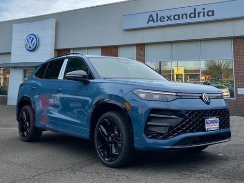 2025 Volkswagen Tiguan 2.0T SE R-Line Black 4MOTION