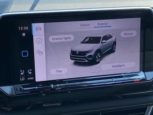 2026 Volkswagen Atlas Cross Sport 2.0T SEL