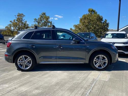 2024 Audi Q5 e 55 S line Premium Plus