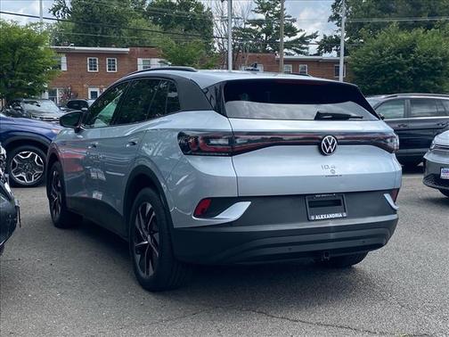 Scale Silver Metallic 2022 Volkswagen ID.4 AWD Pro