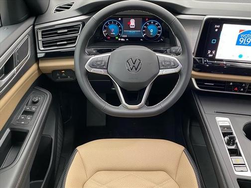 2026 Volkswagen Atlas Cross Sport 2.0T SE