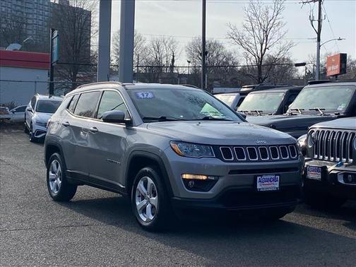 2017 Jeep New Compass Latitude