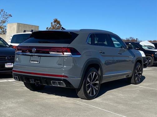 2025 Volkswagen Atlas Cross Sport 2.0T SEL Premium