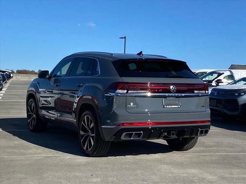 2025 Volkswagen Atlas Cross Sport 2.0T SEL Premium