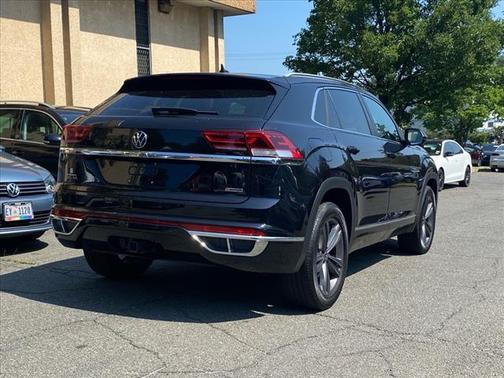2022 Volkswagen Atlas Cross Sport 3.6L V6 SEL R-Line