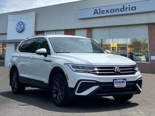 2024 Volkswagen Tiguan 2.0T SE 4MOTION