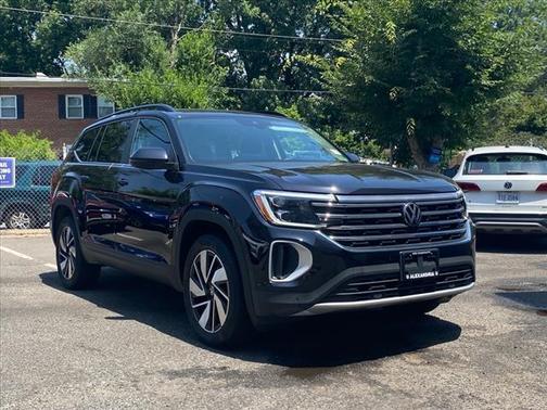 2024 Volkswagen Atlas 2.0T SE w/Technology 4MOTION