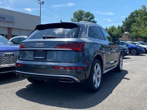 2022 Audi Q5 45 S line Premium Plus