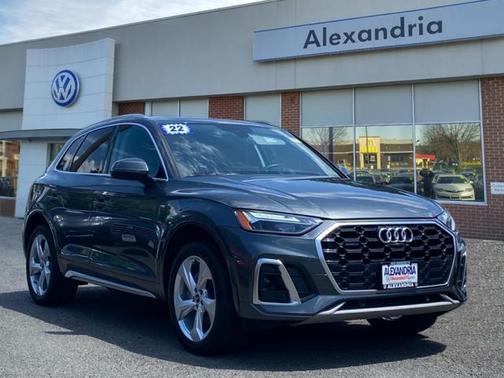 2022 Audi Q5 45 S line Premium Plus