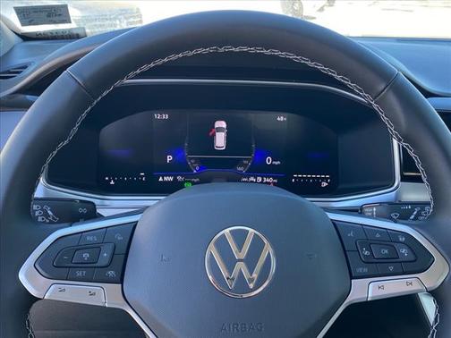 2025 Volkswagen Taos SE