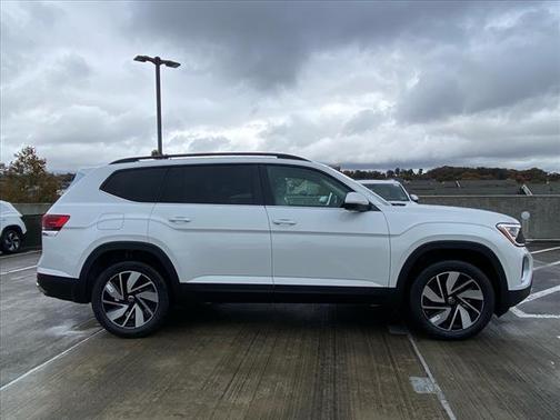 2026 Volkswagen Atlas 2.0T SE w/Technology 4MOTION