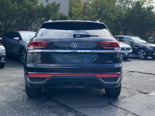 2022 Volkswagen Atlas Cross Sport 3.6L V6 SE w/Technology