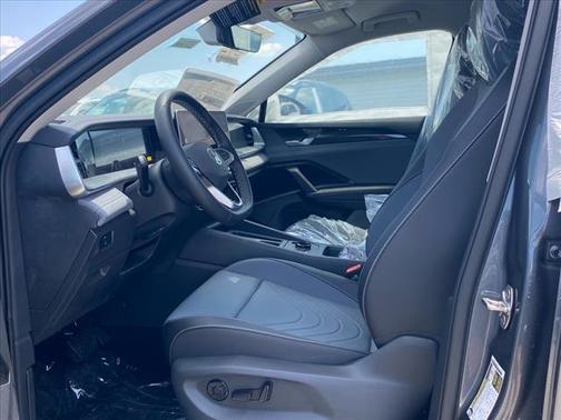 2025 Volkswagen Tiguan 2.0T SE 4MOTION
