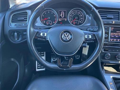 2019 Volkswagen Golf Alltrack TSI S