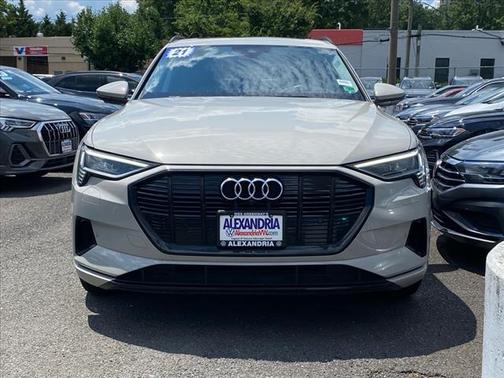 2021 Audi e-tron Prestige
