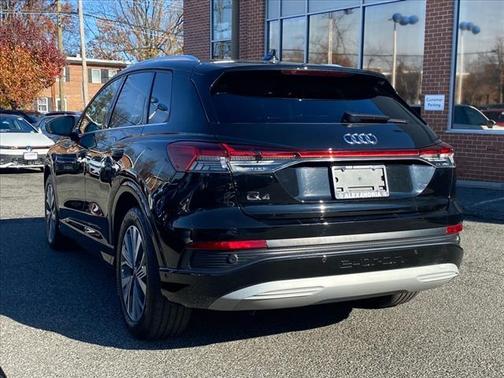 2023 Audi Q4 e-tron Premium Plus 40 RWD
