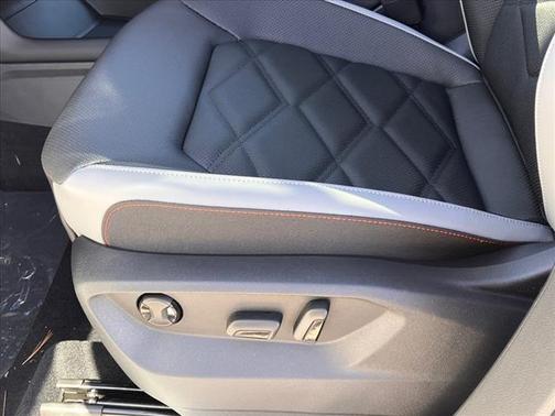 2025 Volkswagen Atlas Peak Edition 4Motion