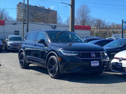 2023 Volkswagen Tiguan 2.0T SE R-Line Black 4MOTION