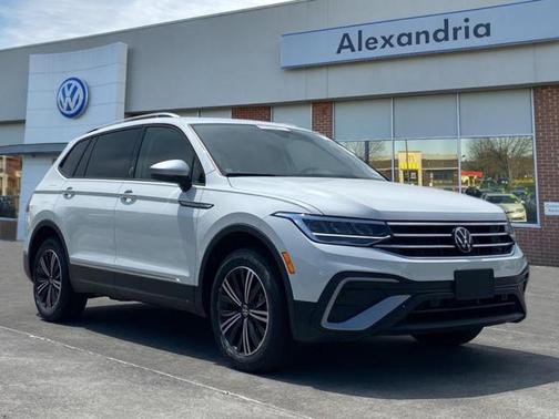 Pure White 2024 Volkswagen Tiguan 2.0T Wolfsburg Edition