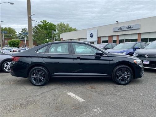 2024 Volkswagen Jetta 1.5T SE