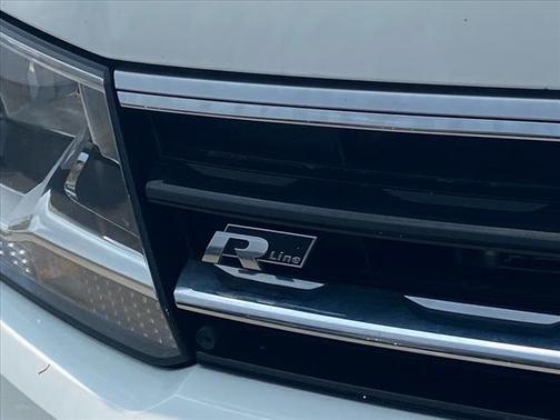 2021 Volkswagen Tiguan 2.0T SE R-Line Black 4MOTION