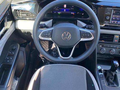 2022 Volkswagen Taos 1.5T S