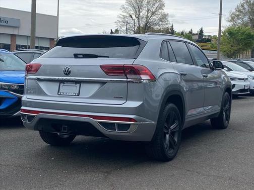 2021 Volkswagen Atlas Cross Sport 3.6L V6 SE w/Technology R-Line