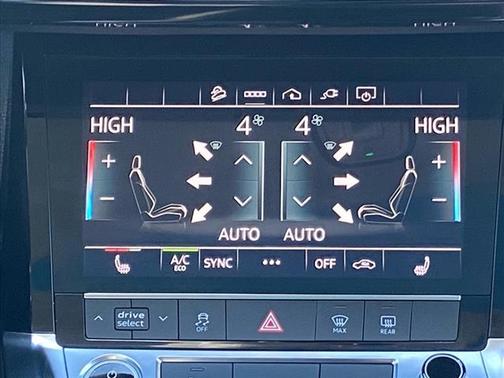 2022 Audi e-tron Premium