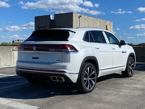 2026 Volkswagen Atlas Cross Sport 2.0T SEL Premium