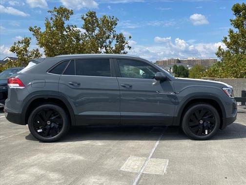 2026 Volkswagen Atlas Cross Sport 2.0T SE w/Technology 4MOTION