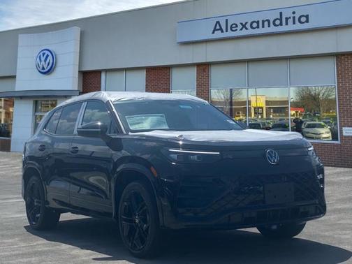 2025 Volkswagen Tiguan 2.0T SE R-Line Black 4MOTION