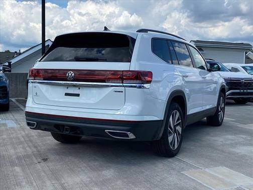 2025 Volkswagen Atlas 2.0T SE w/Technology 4MOTION