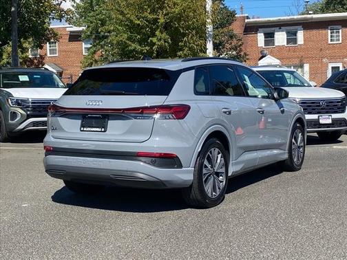 2025 Audi Q4 e-tron Premium 45 quattro