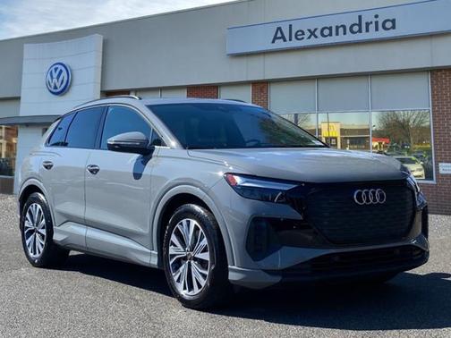 2025 Audi Q4 e-tron Premium 45 quattro