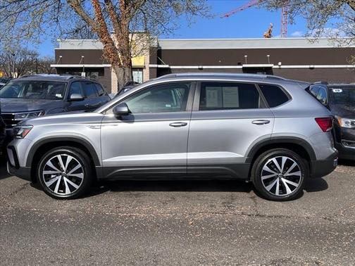 2022 Volkswagen Taos 1.5T SE