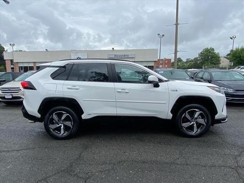 2023 Toyota RAV4 Prime SE