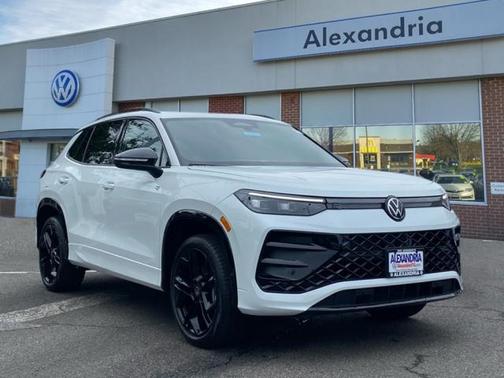 2025 Volkswagen Tiguan 2.0T SE R-Line Black 4MOTION