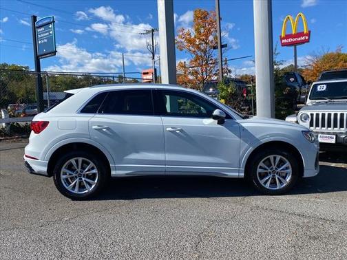 2022 Audi Q3 45 S line Premium Plus