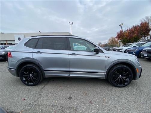 2021 Volkswagen Tiguan 2.0T SE R-Line Black 4MOTION